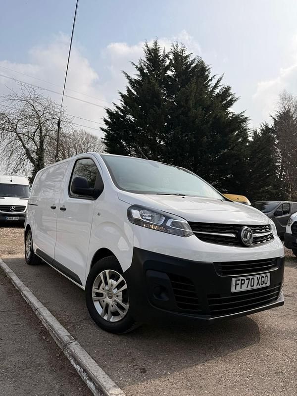 Used Vauxhall Vivaro 2020 White MPV