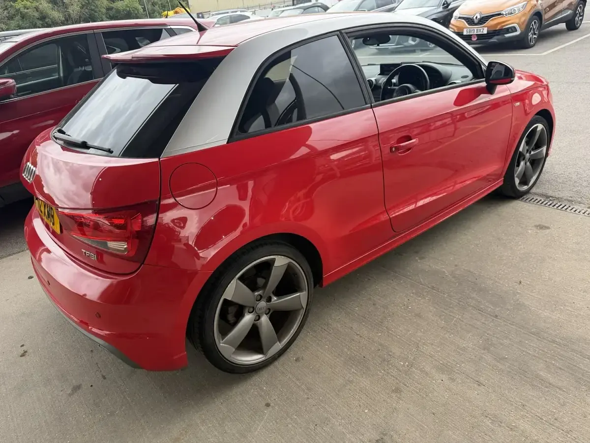 Used Audi A1 Black Edition 185 HP (136 kW) 2012 Red Hatchback