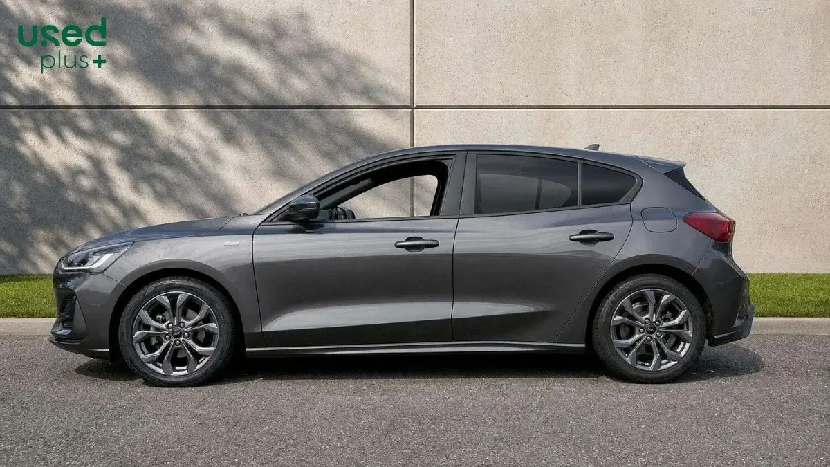 Used Ford Focus ST-Line 2023 Grey Hatchback