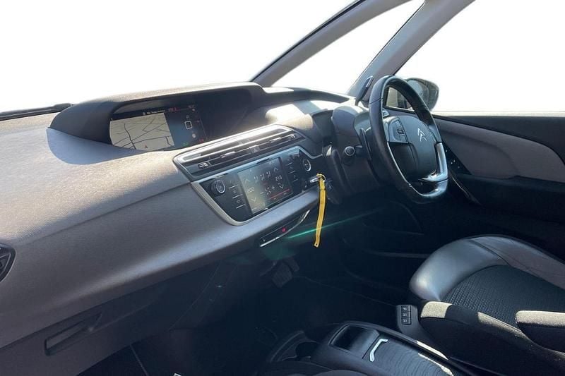 Used Citroën C4 SpaceTourer Flair 158 HP (116 kW) 2019 Brown MPV