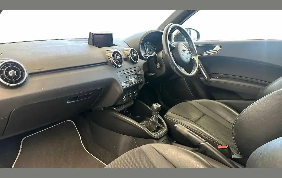 Used Audi A1 S-Line 94 HP (69 kW) 2018 Black Hatchback