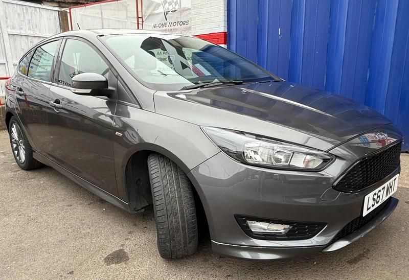 Used Ford Focus ST-Line 2017 Grey Hatchback