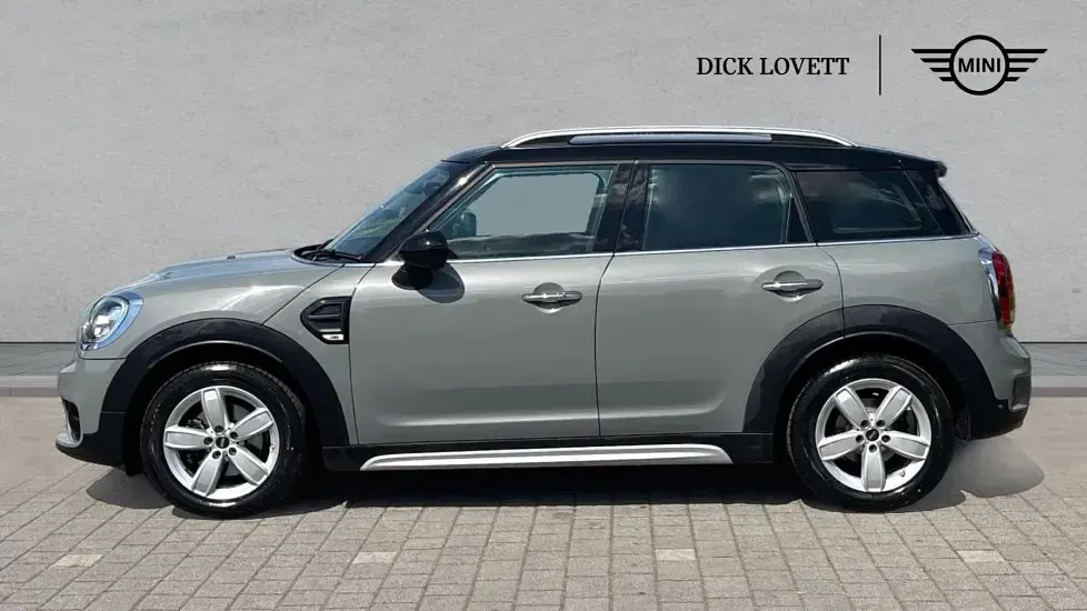 Usado Mini Cooper Countryman 134 HP (98 kW) 2017 Cinzento SUV