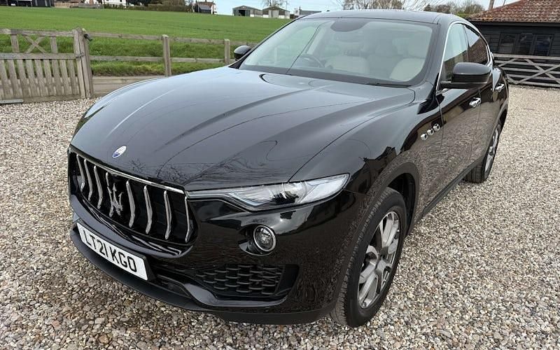 Used Maserati Levante 350 HP (257 kW) 2021 Black SUV