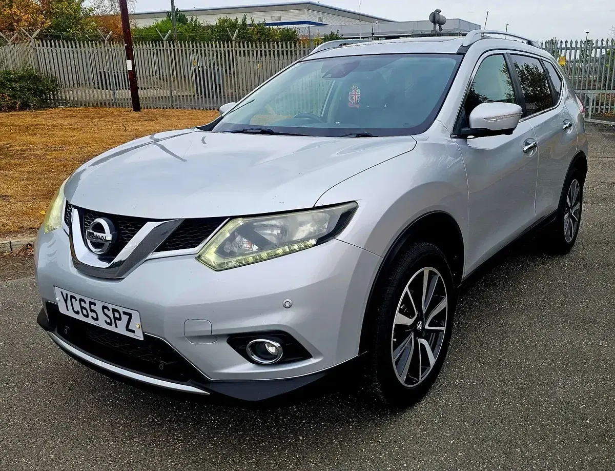 Used Nissan X-Trail N-TEC 130 HP (95 kW) 2015 Silver SUV