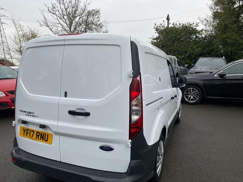 Used Ford Transit Connect 75 HP (55 kW) 2017 White MPV