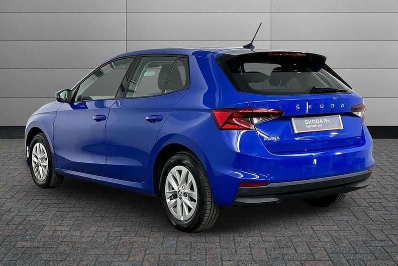 Used Skoda Fabia Comfort 79 HP (58 kW) 2022 Energy blue Hatchback