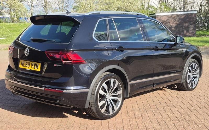 Used VW Tiguan R-line 150 HP (110 kW) 2018 Black SUV