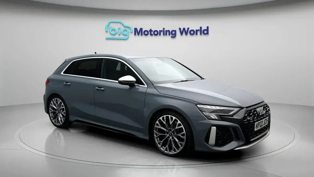 Usado Audi RS3 400 CV (294 kW) 2022 Berlina