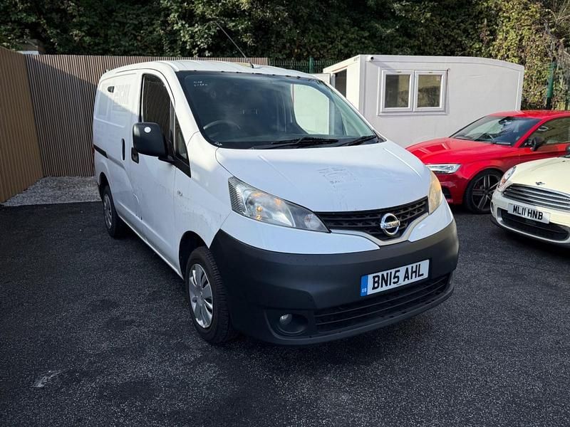 White Used 2015 Nissan NV200 Acenta Van | £2,990 (Fair price) - Image 1/4