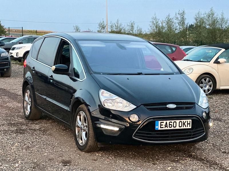 Used Ford S-MAX Titanium 140 HP (102 kW) 2010 Black MPV