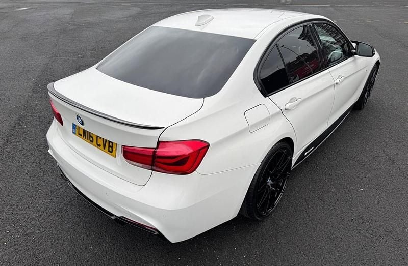 Begagnad BMW 318 M Sport 2016 Vit Sedan