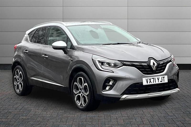 Highland grey Used 2021 Renault Captur Version S SUV | £14,290 (Fair price) - Image 1/4