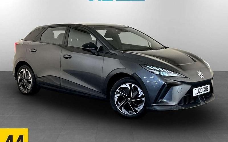 Used MG MG4 EV SE 150 kW (204 HP) 2024 Hatchback