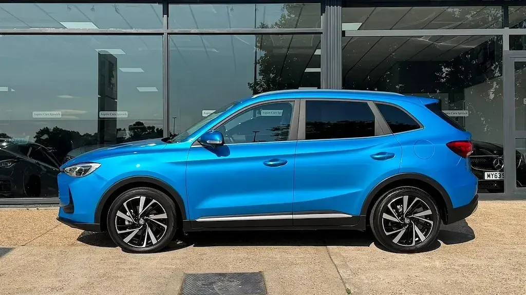 Used MG ZS Trophy 196 HP (144 kW) 2024 Blue SUV