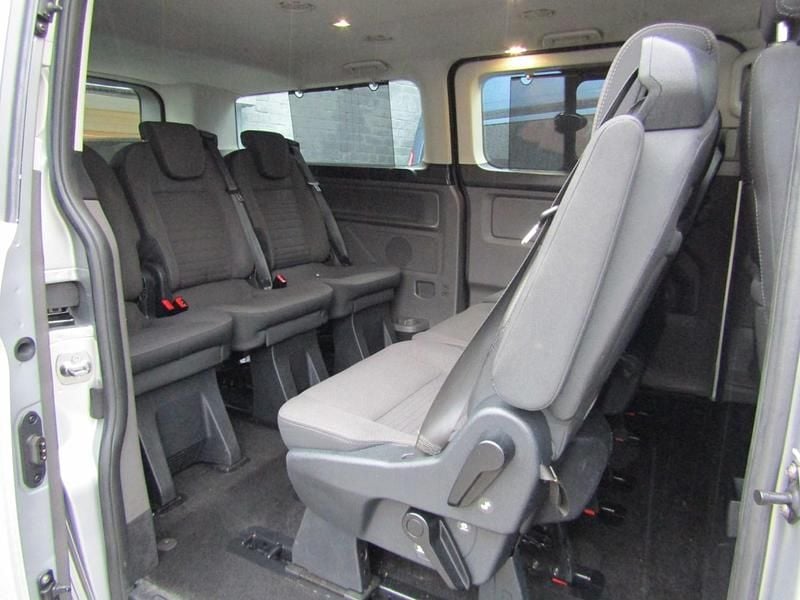Used Ford Tourneo Custom Titanium 130 HP (95 kW) 2023 Silver Van