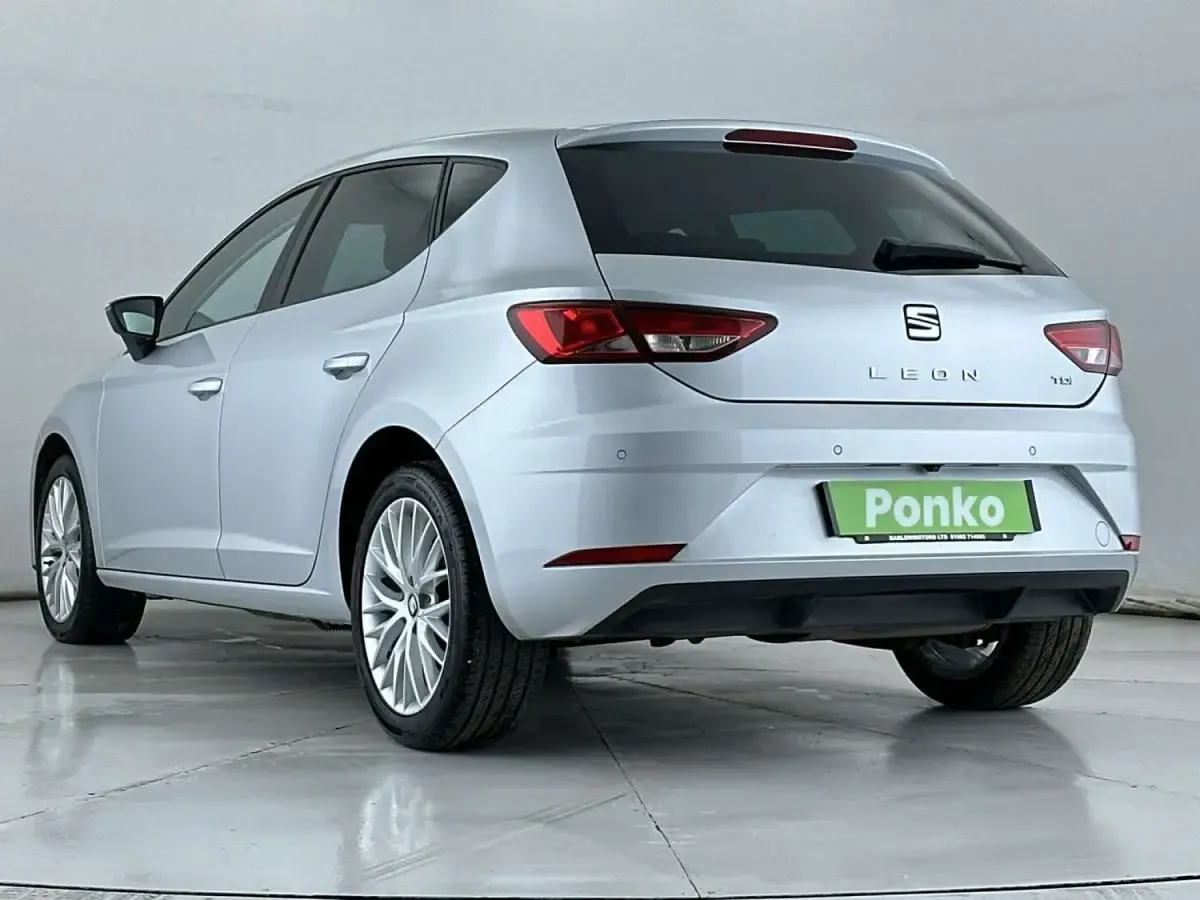 Second-hand Seat Leon SE Dynamic 110 CP (80 kW) 2017 Argintiu Hatchback