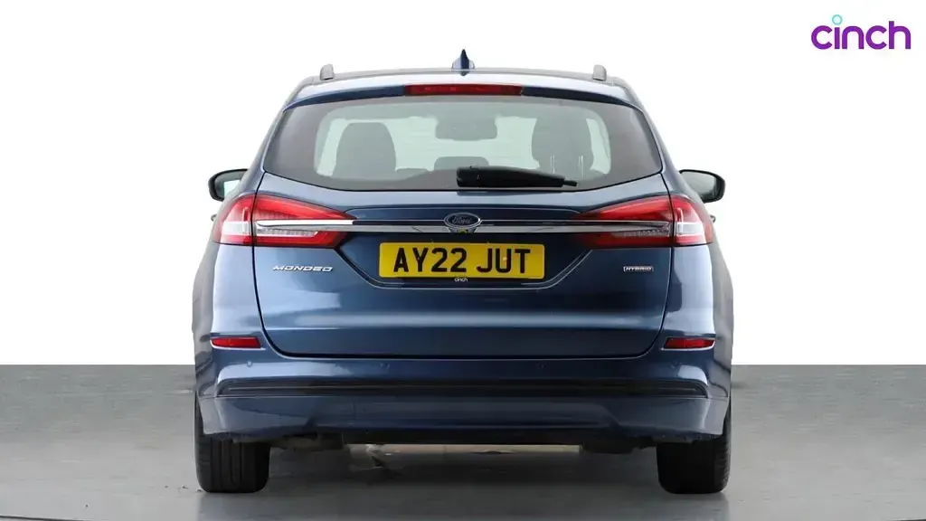Used Ford Mondeo Zetec 187 HP (137 kW) 2022 Blue Estate