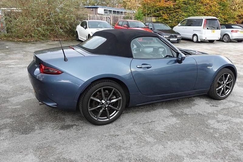 Begagnad Mazda MX5 Inclusive 160 HK (117 kW) 2015 Blå Cab