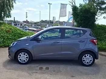 Used Hyundai i10 SE 66 HP (48 kW) 2017 Grey Hatchback