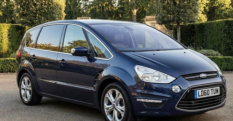 Used Ford S-MAX Titanium 163 HP (119 kW) 2010 Blue MPV