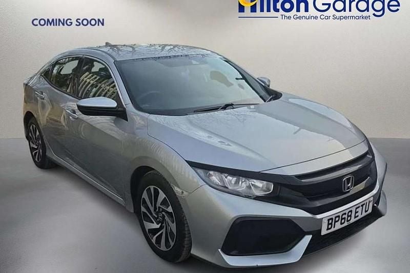 Used Honda Civic SE 120 HP (88 kW) 2018 Silver Hatchback