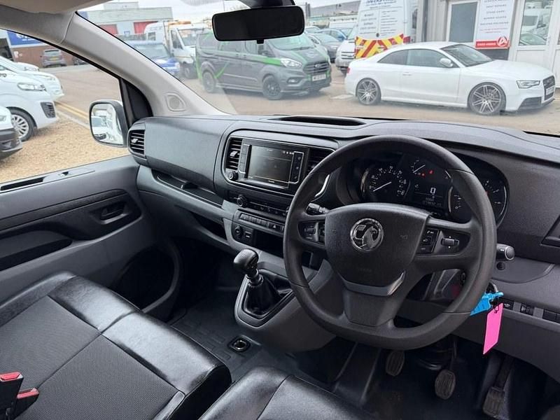 Used Vauxhall Vivaro Sportive 2020 White MPV