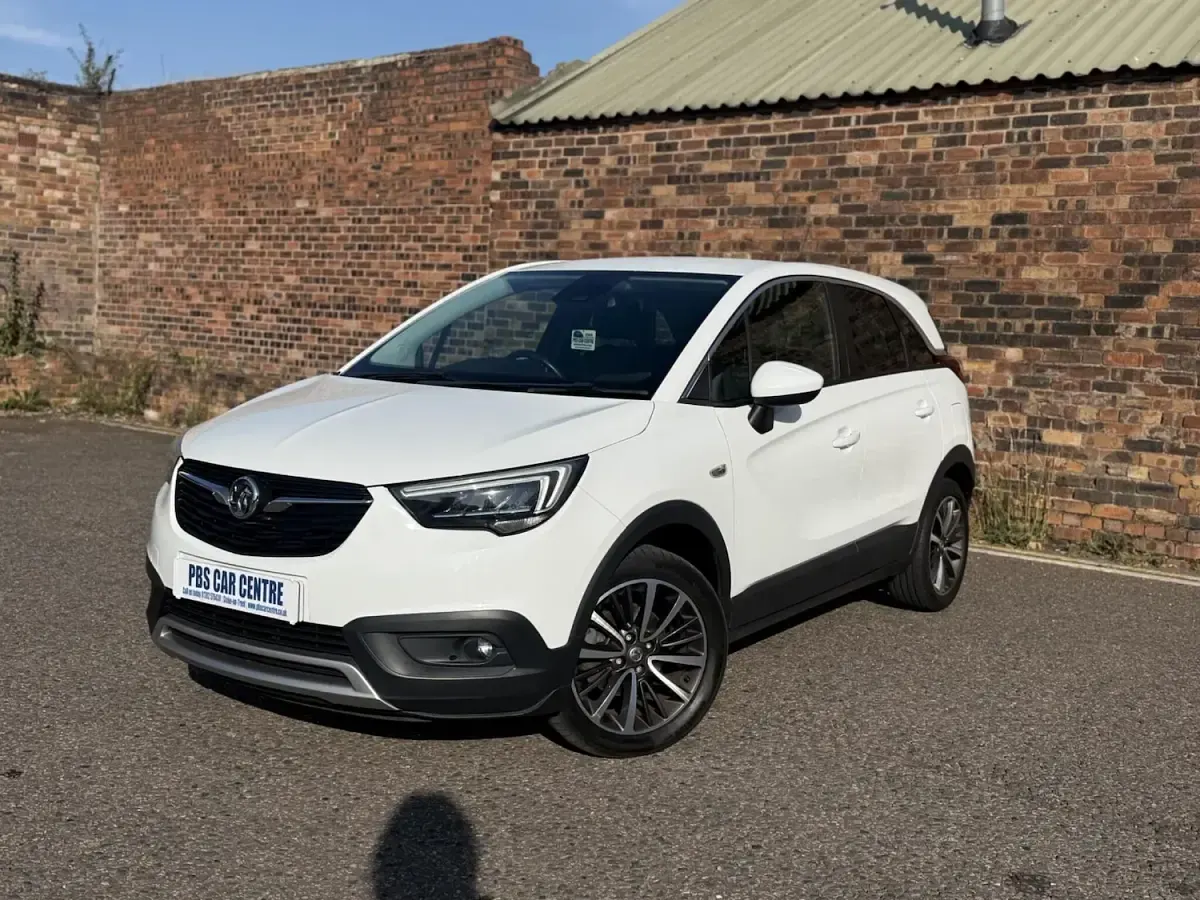 Used Vauxhall Crossland X Elite 2020 White SUV