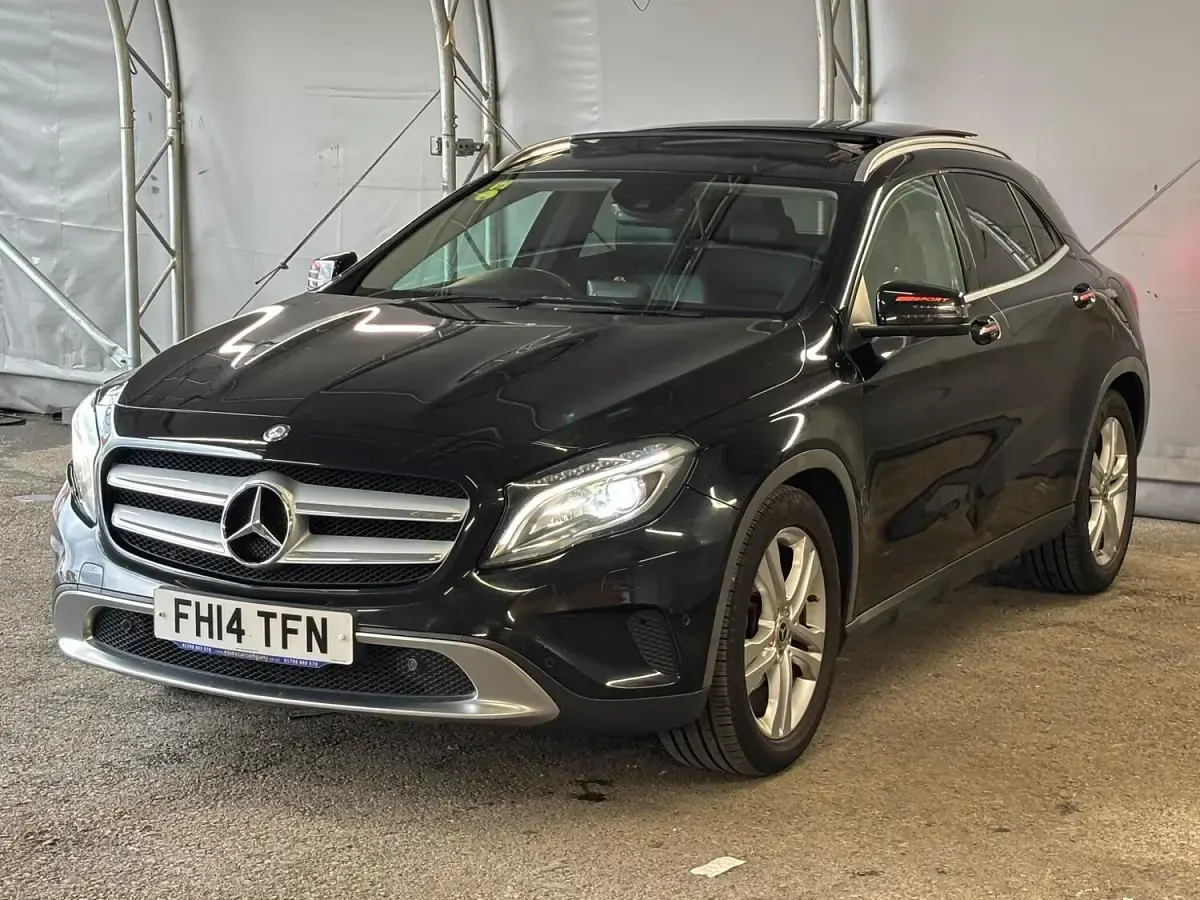 Used Mercedes GLA220 Premium 170 HP (125 kW) 2014 Black SUV
