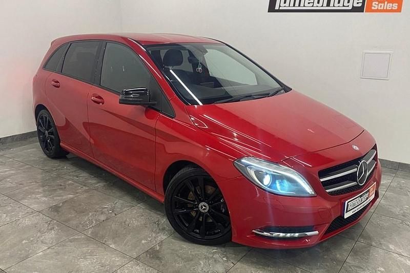 Red Used 2014 Mercedes B180 MPV | £3,995 (Fair price) - Image 1/1
