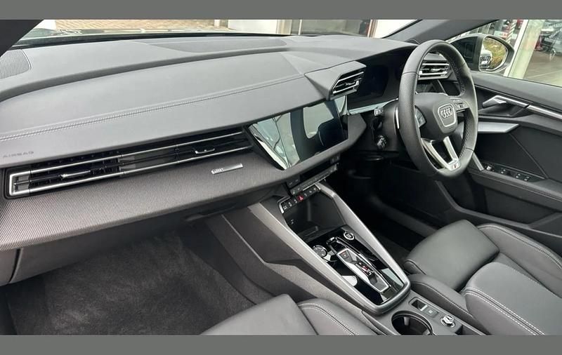 Used Audi A3 Black Edition 147 HP (108 kW) 2025 Green Hatchback