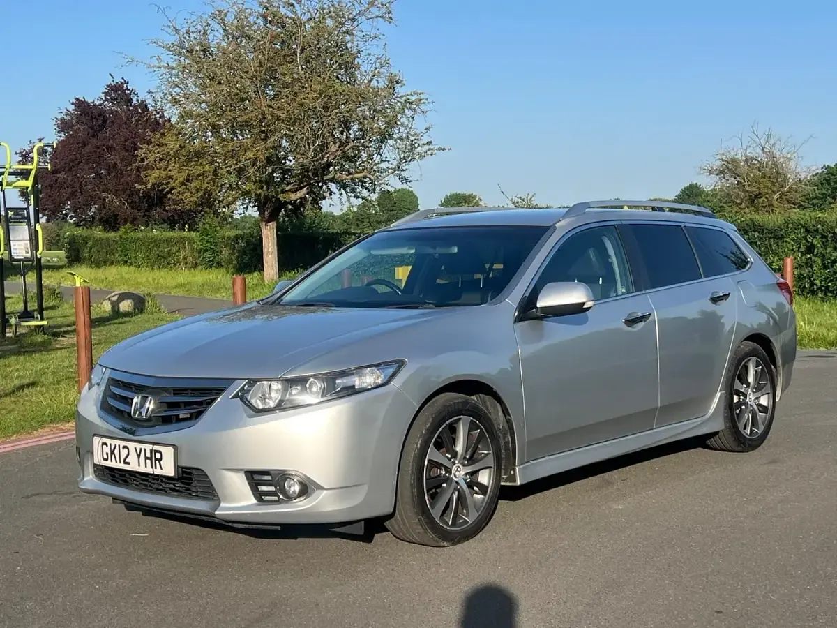 Used Honda Accord ES 150 HP (110 kW) 2012 Silver Estate