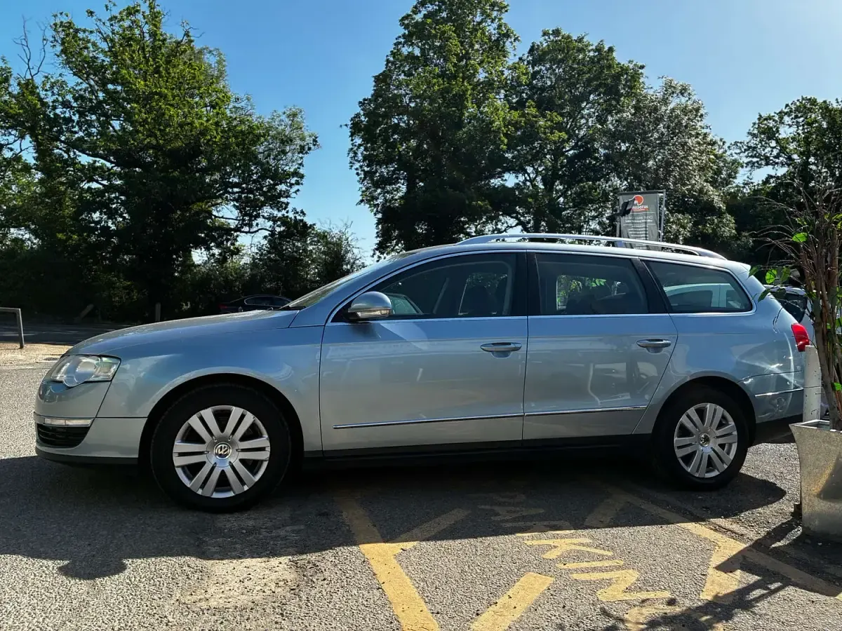 Used VW Passat SEL 170 HP (125 kW) 2007 Blue Estate