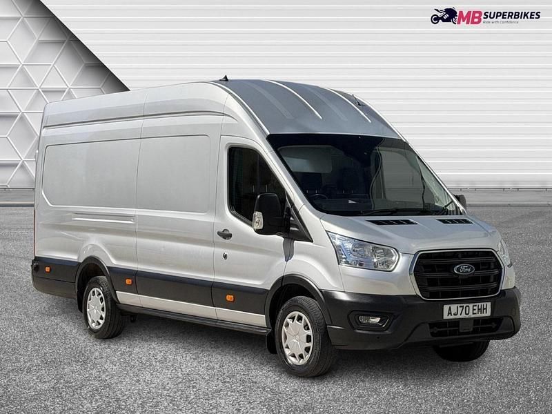 Second-hand Ford Transit Trend 2020 Argintiu Van