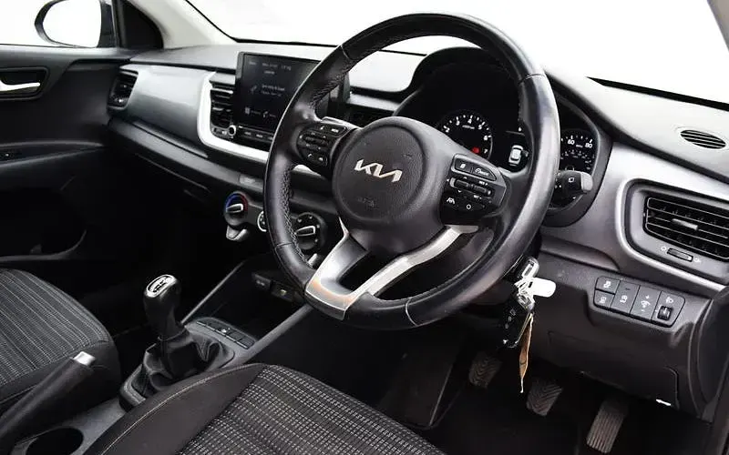 Used Kia Stonic 101 HP (74 kW) 2023 Black SUV