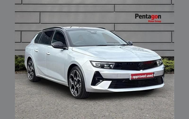 New Vauxhall Astra Ultimate 128 HP (94 kW) 2026 Grey Estate