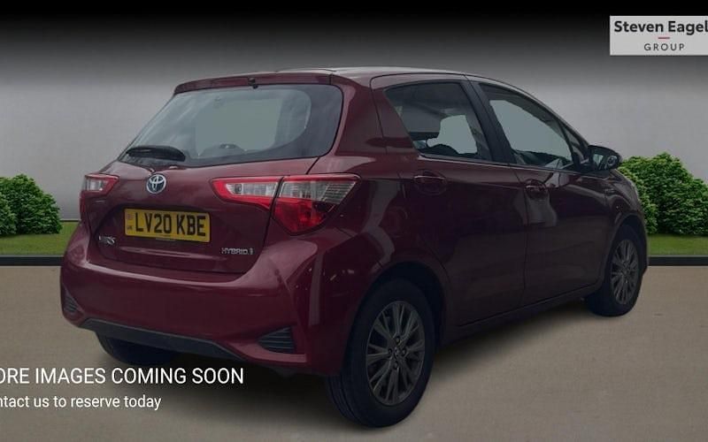 Used Toyota Yaris Hybrid 101 HP (74 kW) 2020 Hatchback