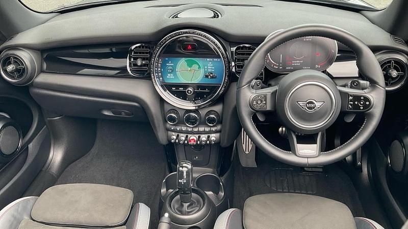 Used Mini John Cooper Works 228 HP (167 kW) 2022 Black Hatchback