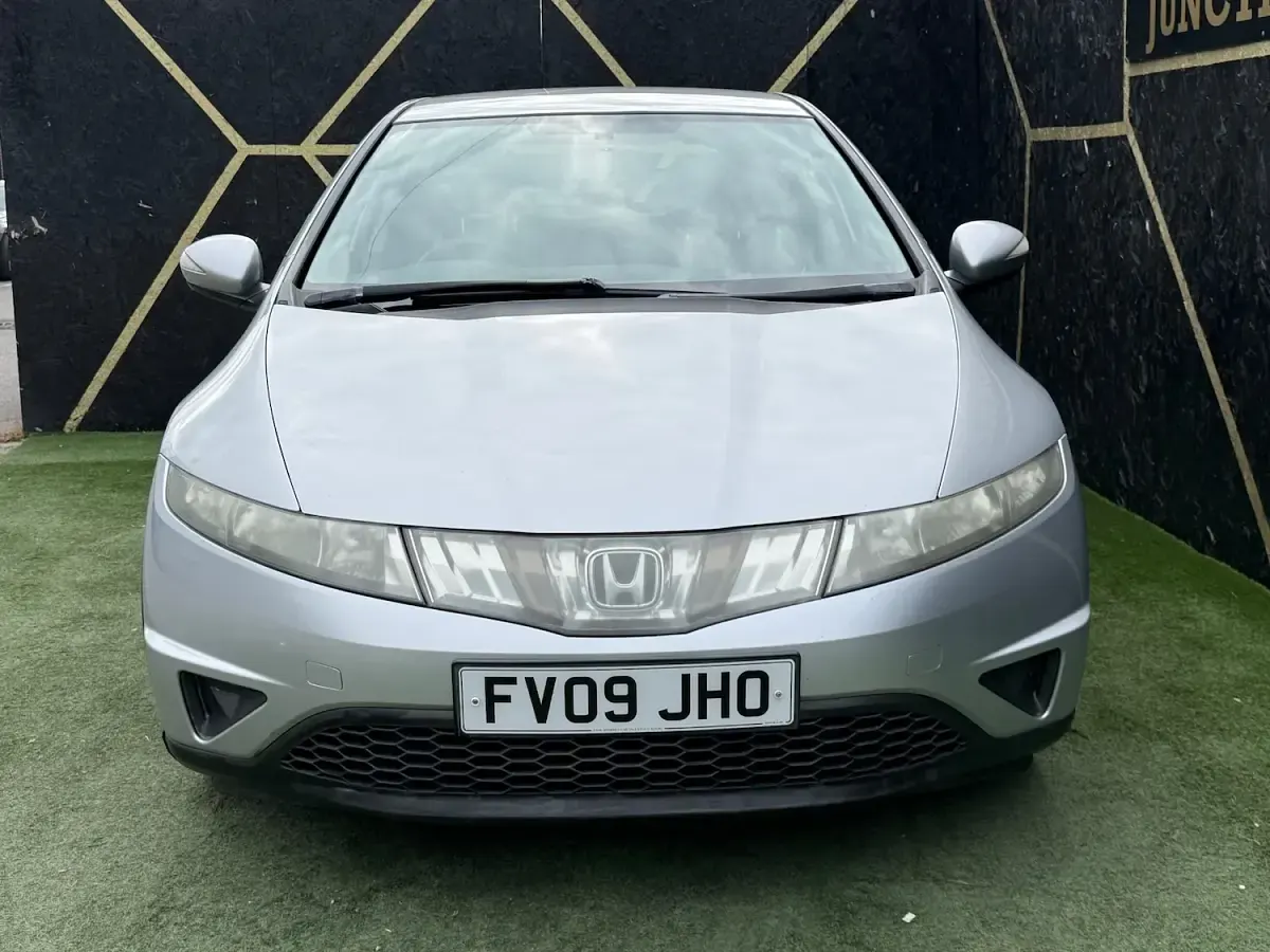 Used Honda Civic SE 140 HP (102 kW) 2009 Silver Hatchback
