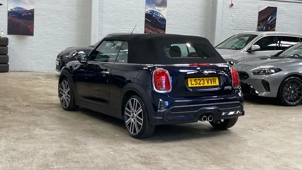 Used Mini Cooper S Cabriolet Exclusive 176 HP (129 kW) 2023 Black Cabriolet