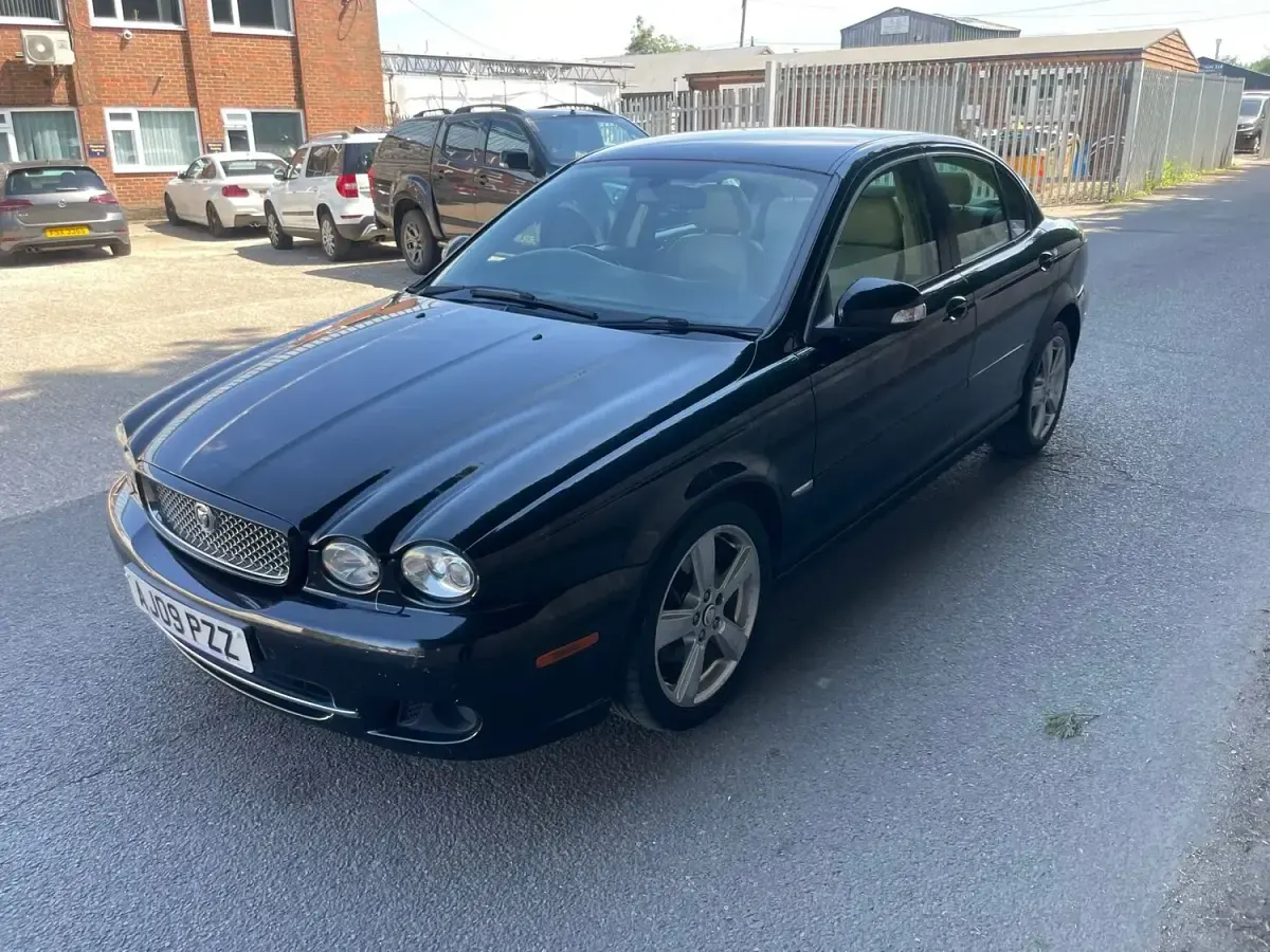 Used Jaguar X-type SE 2009 Black Sedan