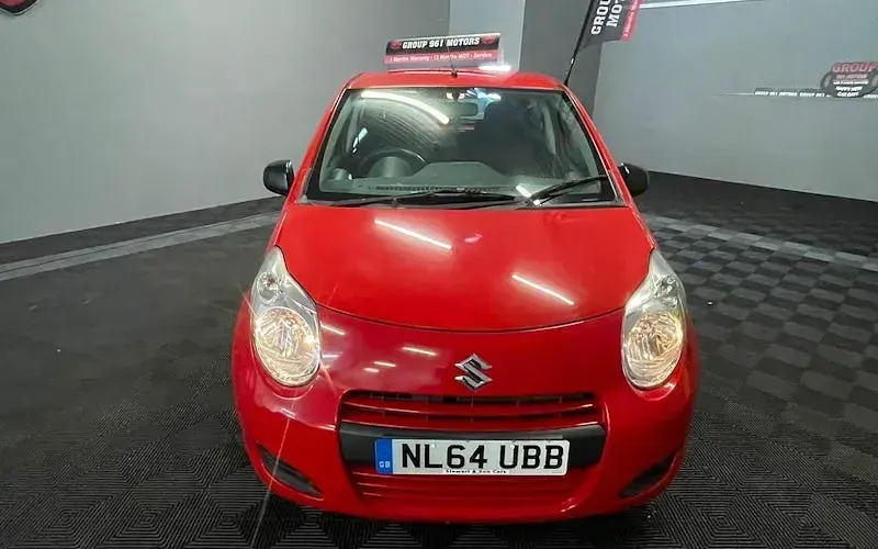 Used Suzuki Alto 68 HP (50 kW) 2013 Red Hatchback