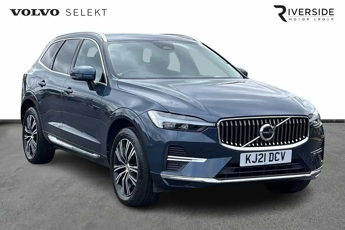 Used Volvo XC60 Inscription 197 HP (144 kW) 2021 Denim blue SUV
