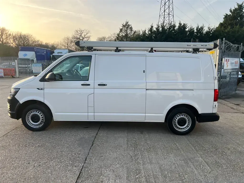 Usado VW Transporter Startline 2018 Branco Van