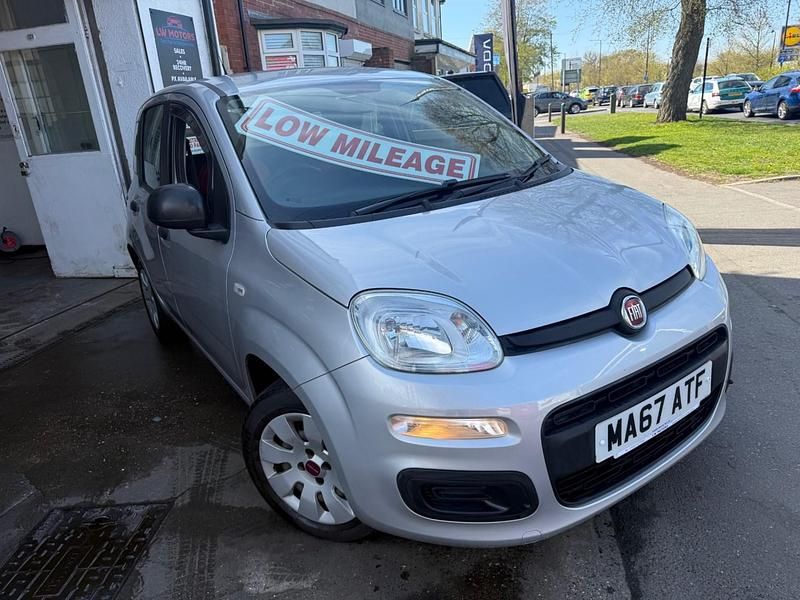 Used Fiat Panda Pop 69 HP (50 kW) 2017 Silver Hatchback