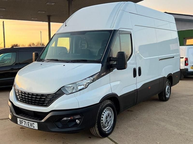 White Used 2021 Iveco Daily Van | £13,250 (Super price) - Image 1/4