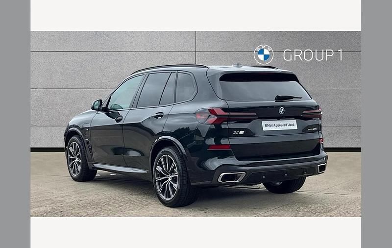 Usado BMW X5 M Sport 490 HP (360 kW) 2025 Preto SUV