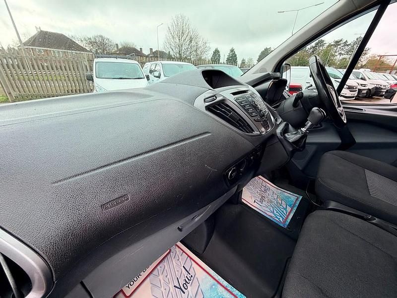 Used Ford Transit Custom Trend 130 HP (95 kW) 2018 Green Van