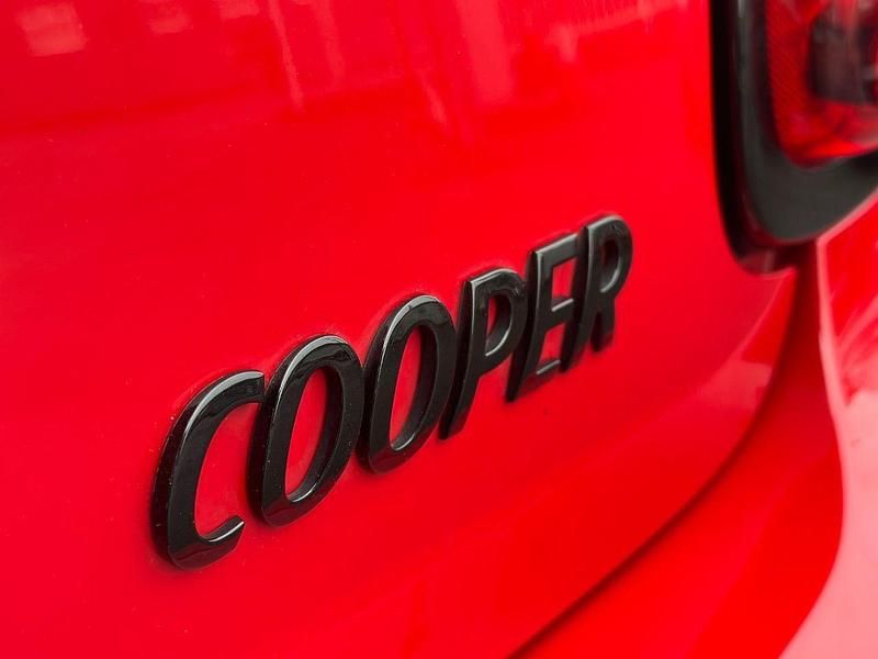 Used Suzuki Ignis SZ-T 83 HP (61 kW) 2023 Red Hatchback