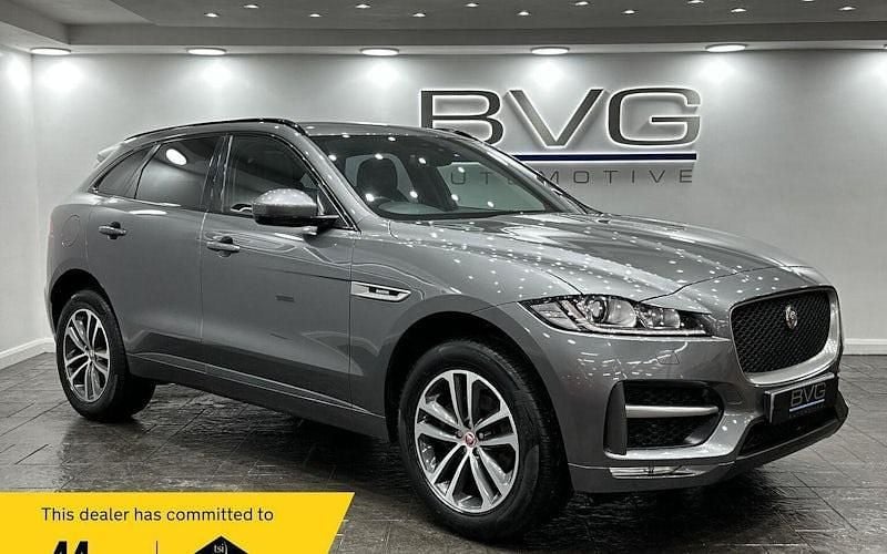 Used 2020 Jaguar F-Pace R-Sport SUV | £14,544 (Super price) - Image 1/2